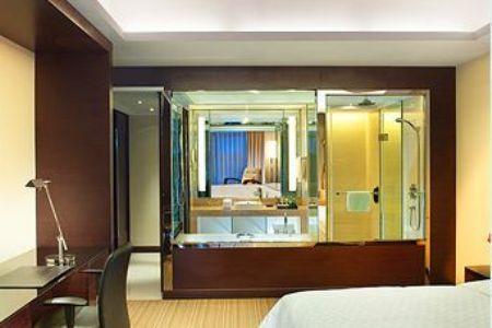 Hotel Ramada Plaza Lianyungang Extérieur photo