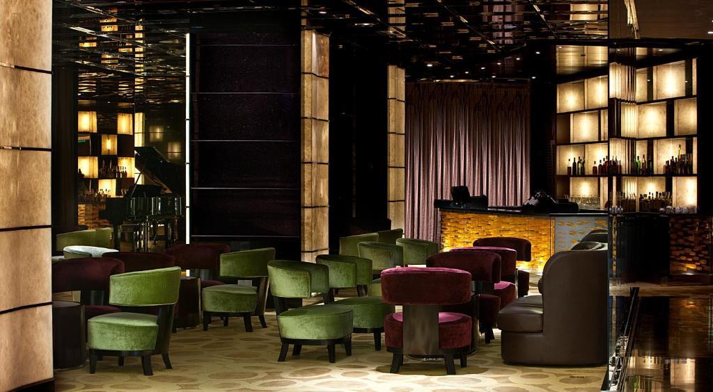 Hotel Ramada Plaza Lianyungang Extérieur photo