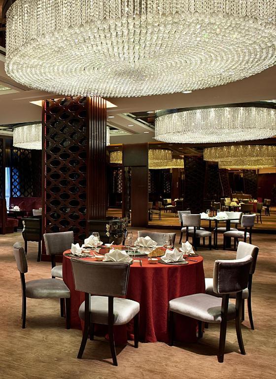 Hotel Ramada Plaza Lianyungang Extérieur photo